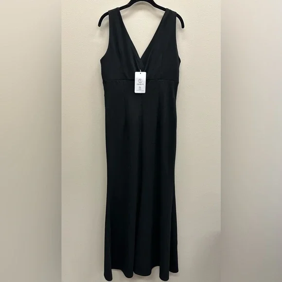 NWT Long Formal Dress, Wedding, Evening Gown, Floor Length, Sleeveless Size L - Picture 3 of 11